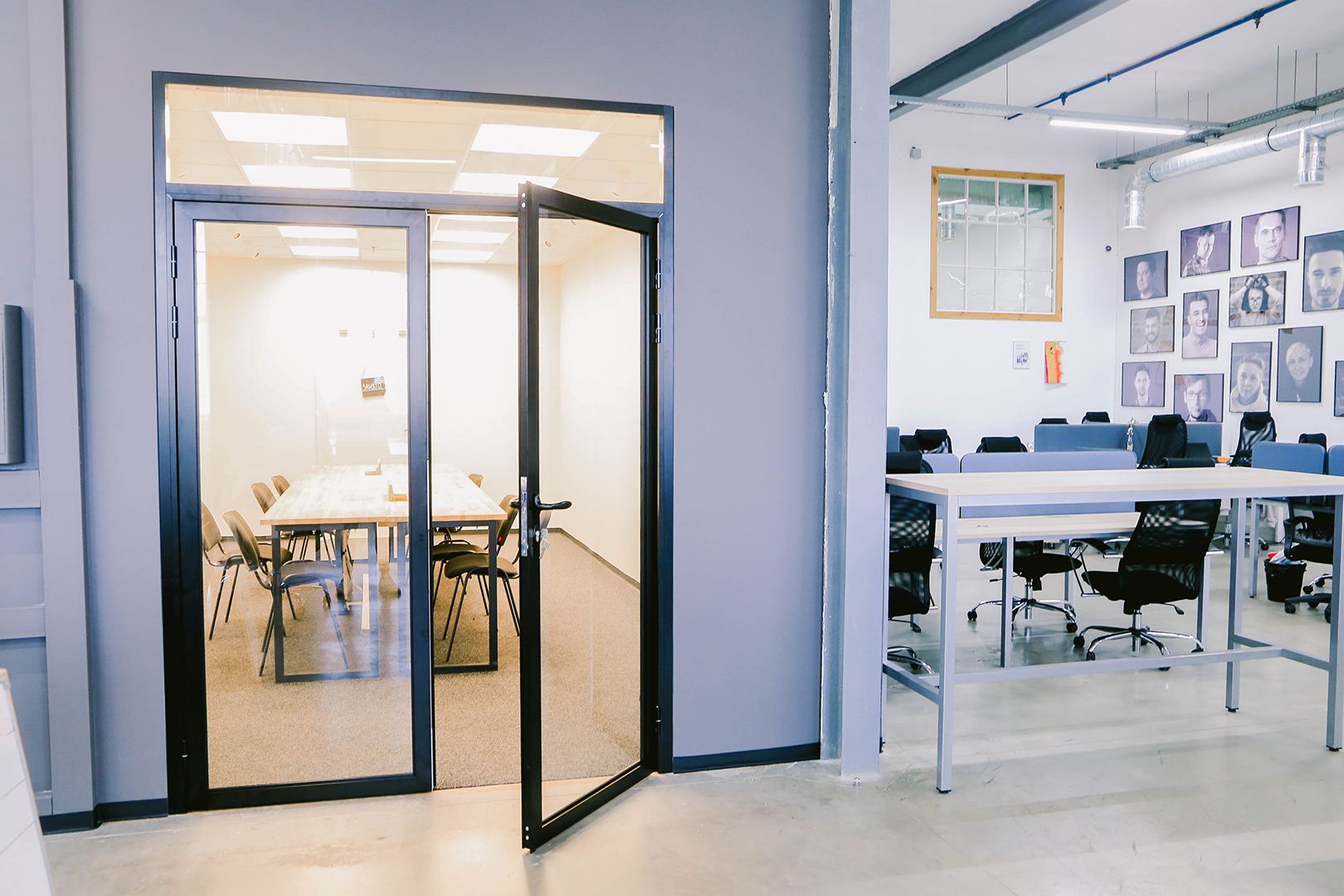 Фото 21 — Производство дверей и окон из алюминия